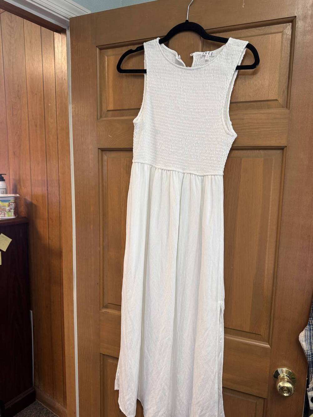 NEW TCEC women's sleeveless dress in white